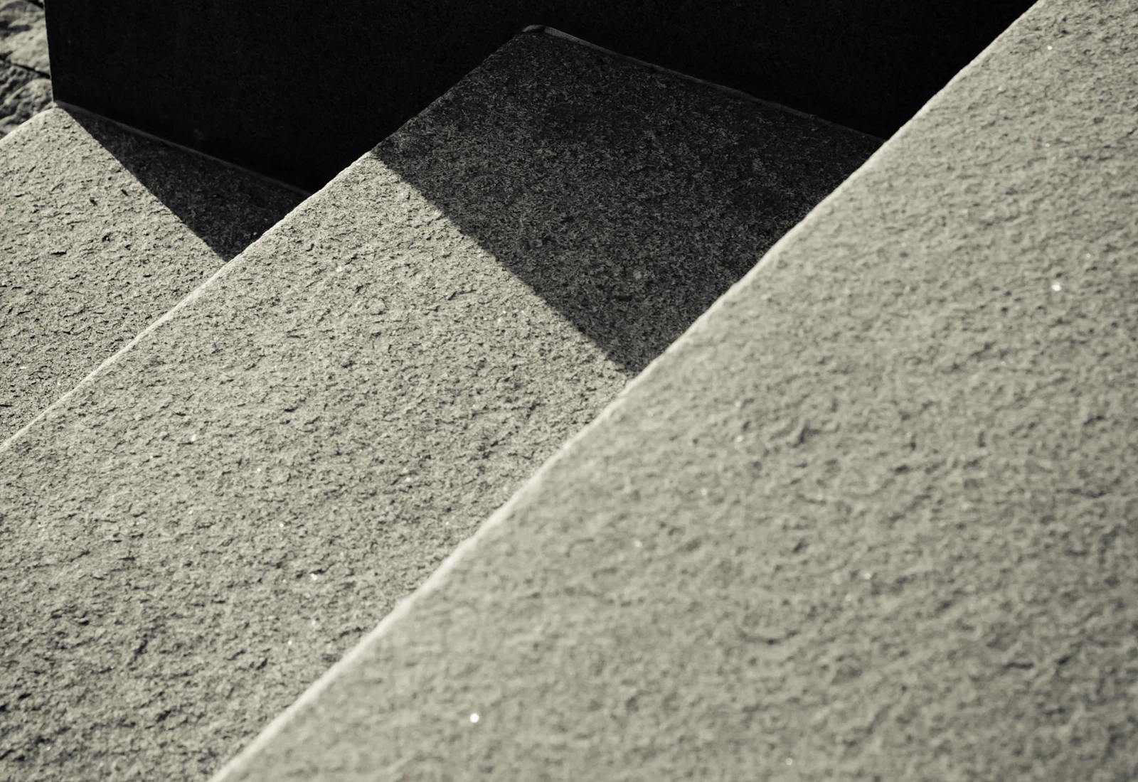 Precise concrete geometry meeting at a shadowed junction