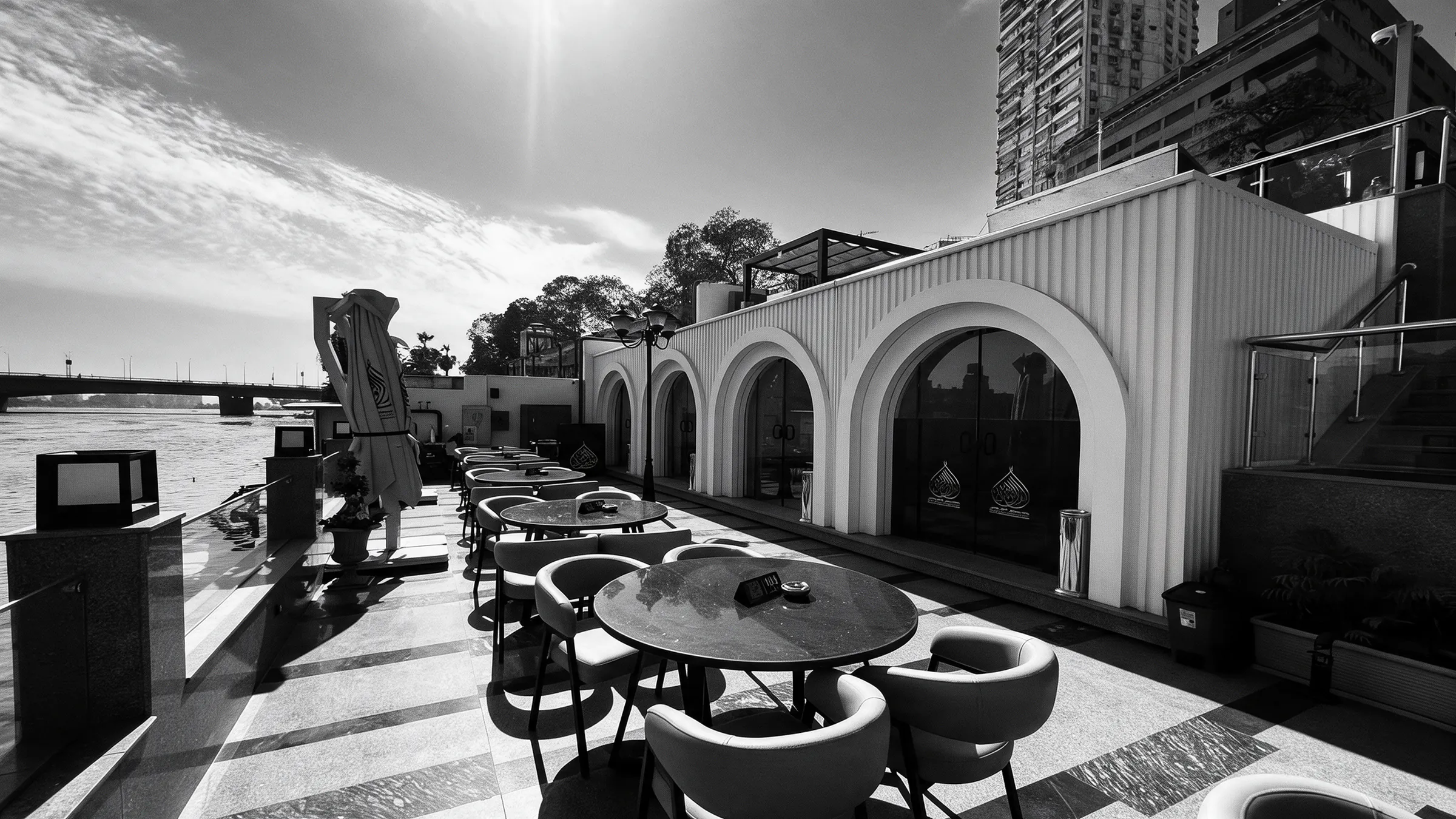 Riverside hospitality venue with fluted MarmoFiber arches