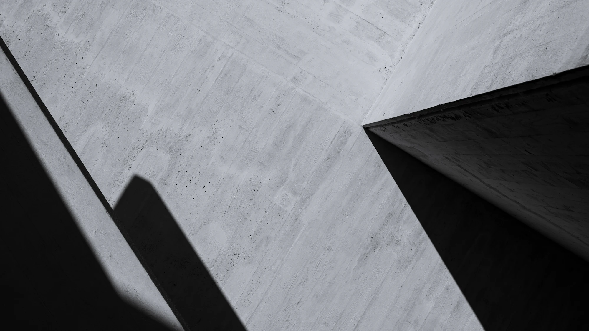 Precise concrete geometry with a clean shadow line